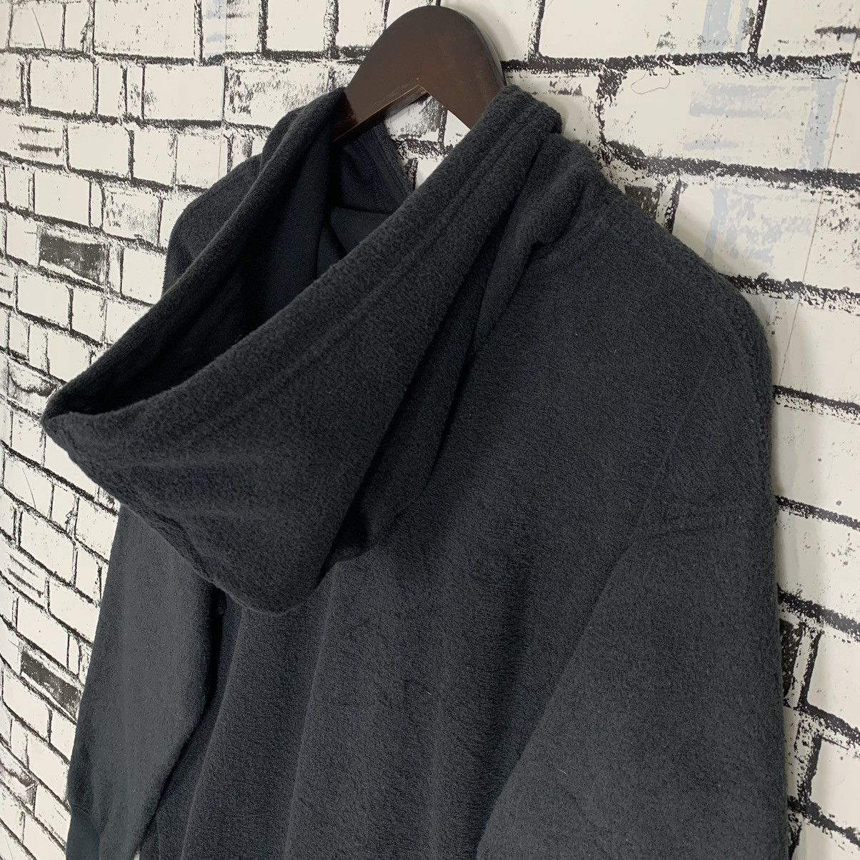 Nike × Vintage Nike Hoodie Nike Pullover Colour Black Sportwear Size US S / EU 44-46 / 1 - 8 Thumbnail