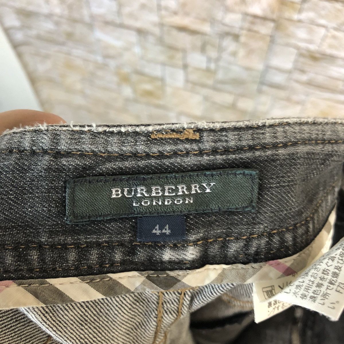 Burberry Burberry Black faded Denim Pants #A431 Size 30" / US 8 / IT 44 - 19 Thumbnail