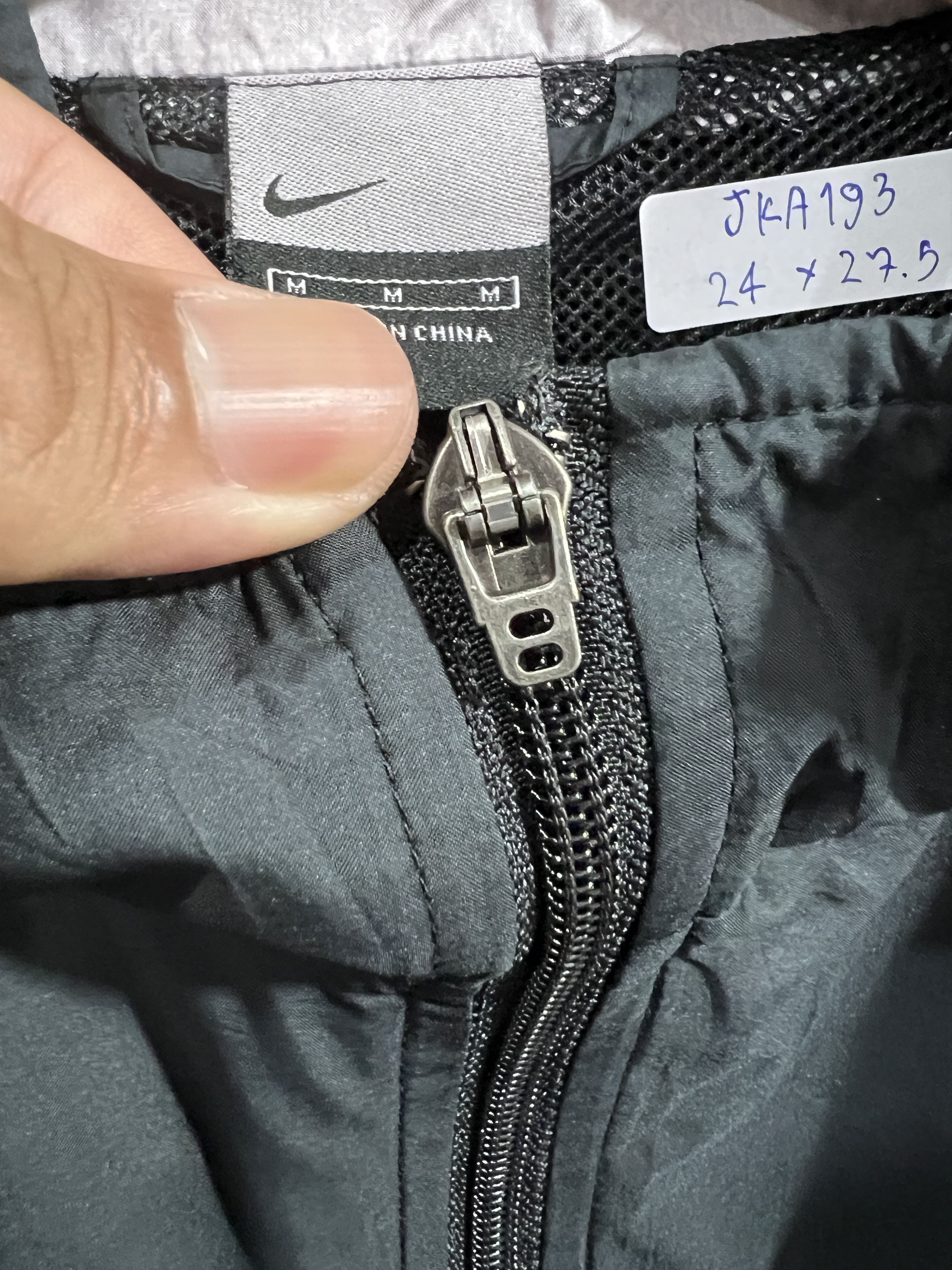 Nike NIKE Mini Swoosh Track Jacket (M) JKA193 Size US M / EU 48-50 / 2 - 5 Thumbnail