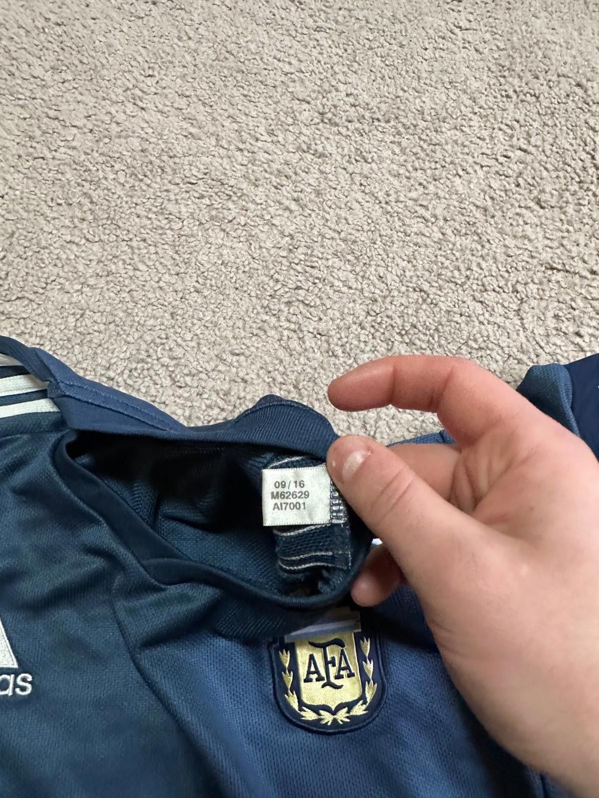 Adidas ARGENTINA ADIDAS 2015 2016 AWAY FOOTBALL SOCCER JERSEY Size US L / EU 52-54 / 3 - 5 Thumbnail