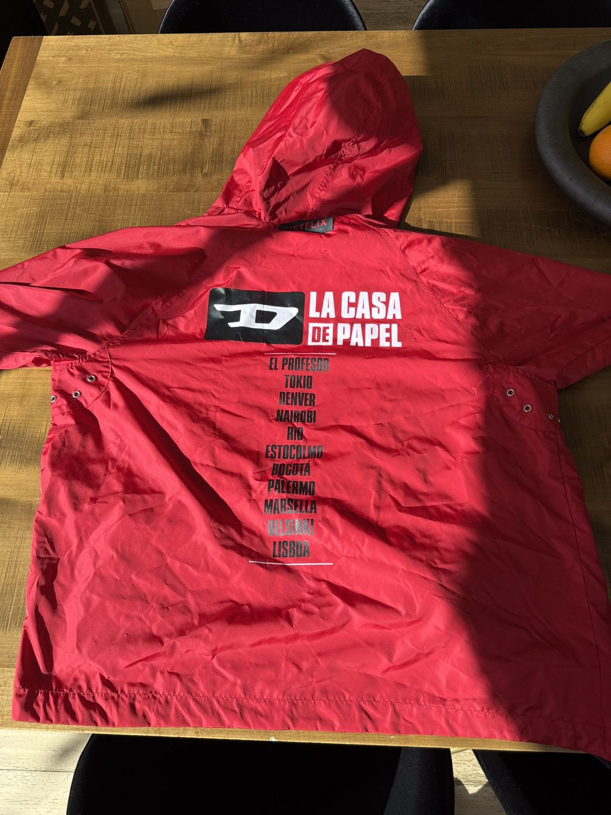 Diesel Europe Exclusive Diesel X Casa de papel Netflix Size US S / EU 44-46 / 1 - 4 Thumbnail