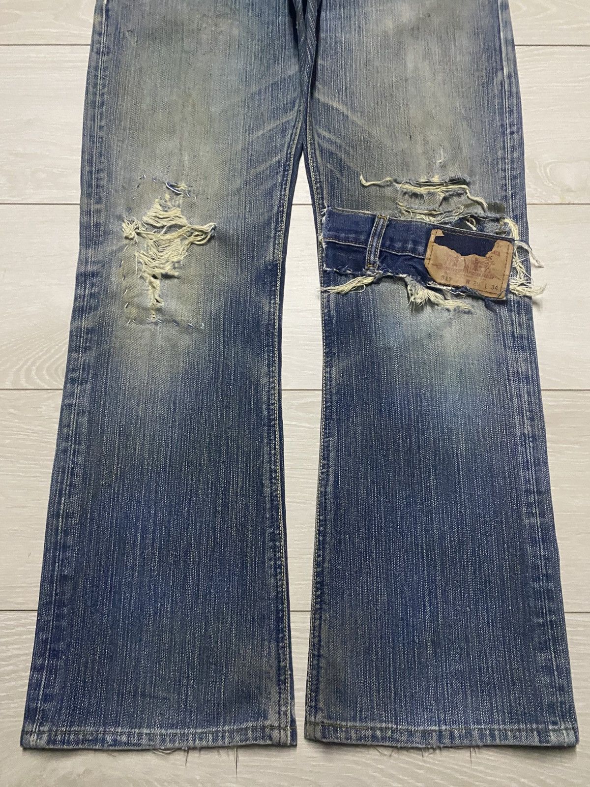 Lee × Number (N)ine Vintage Lee Mud Wash Distressed Patches Flare Jeans Size US 31 - 5 Thumbnail
