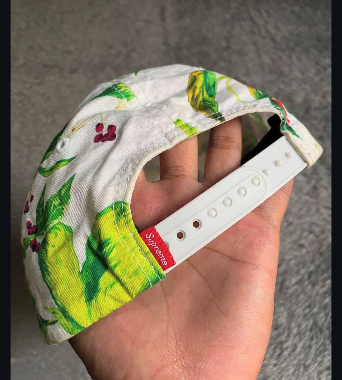 Supreme 2000s Supreme Floral Snapback Hat Size ONE SIZE - 4 Thumbnail