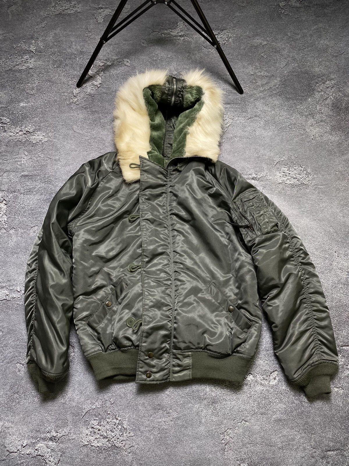ジャケット・アウター used fade N-2B hooded bomber jacket ジャケット・アウター used fade N-2B hooded bomber jacket