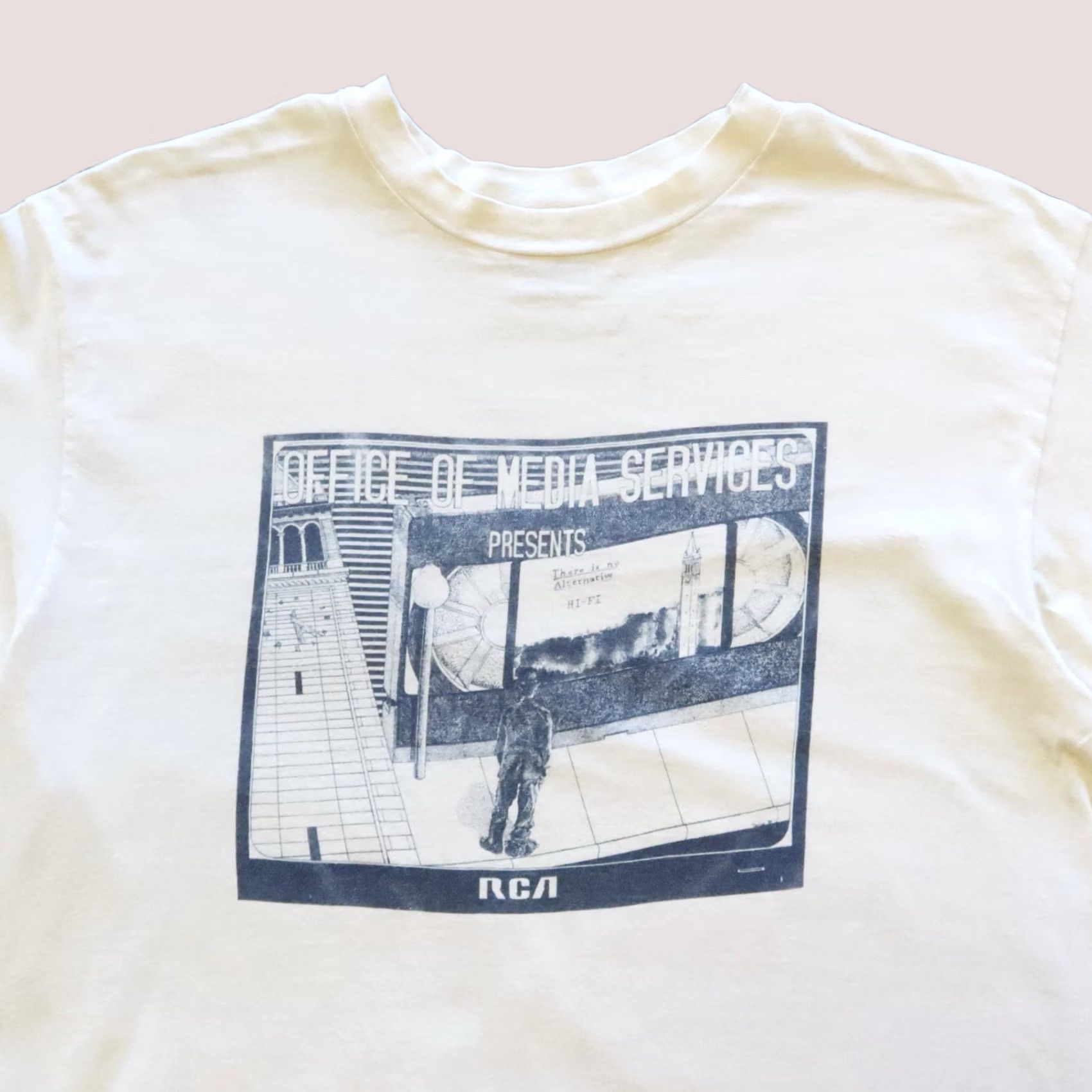 Vintage VINTAGE RCA Tee Shirt XS? Size US L / EU 52-54 / 3 - 1 Thumbnail