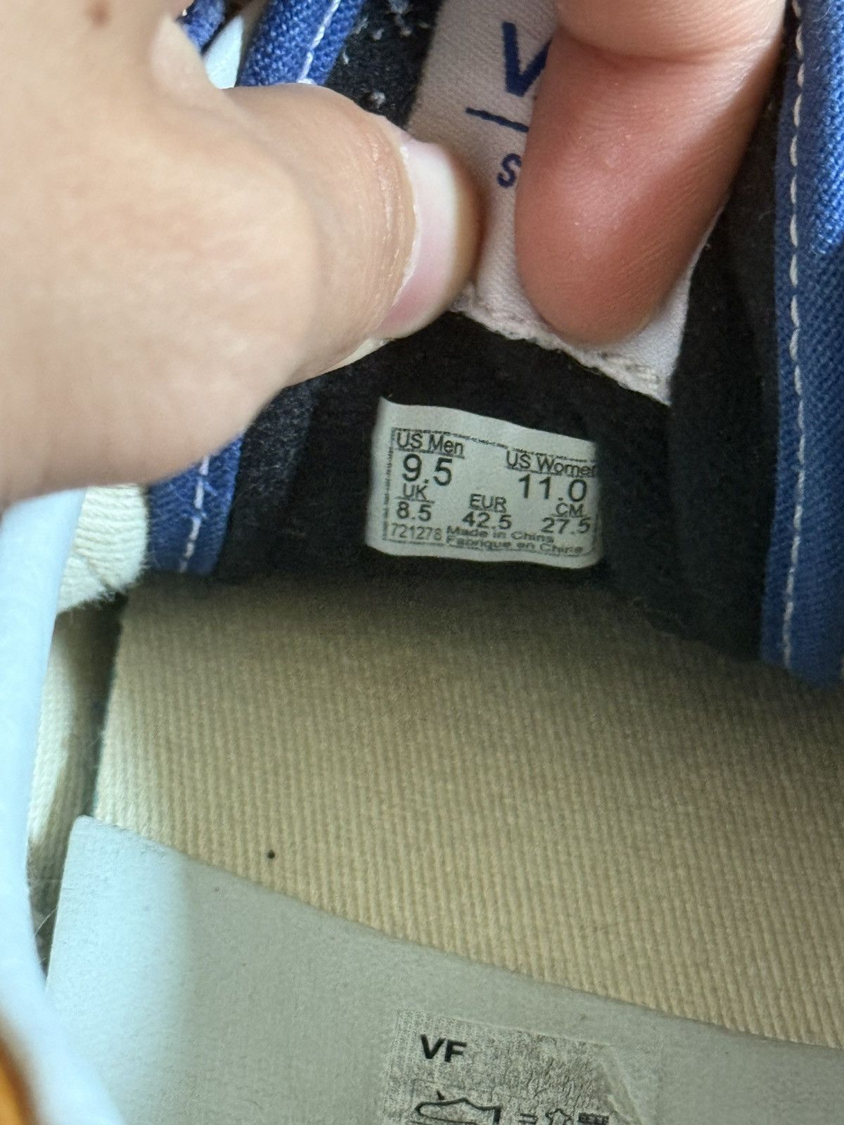 Vans Size 9.5 vans Size US 9.5 / EU 42-43 - 4 Thumbnail