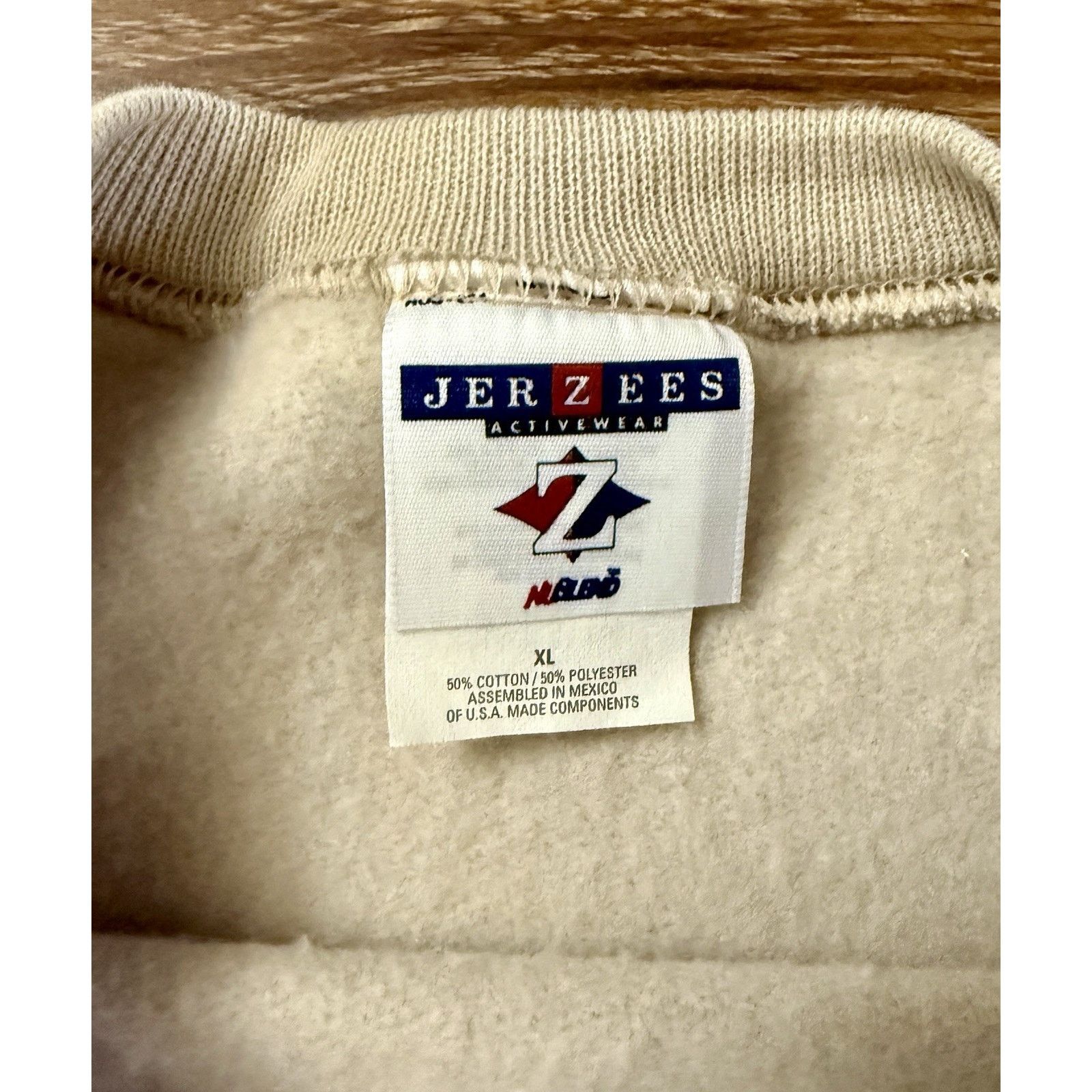 Vintage Alaska Fishing Charters Crew PulloverSweatshirt, Beige Size US XL / EU 56 / 4 - 9 Thumbnail