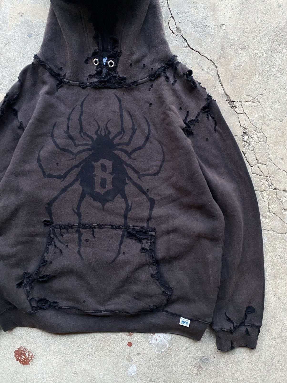 Russell Athletic × Vintage Sun Faded Discus Athletic 🕷️ Size US M / EU 48-50 / 2 - 6 Thumbnail
