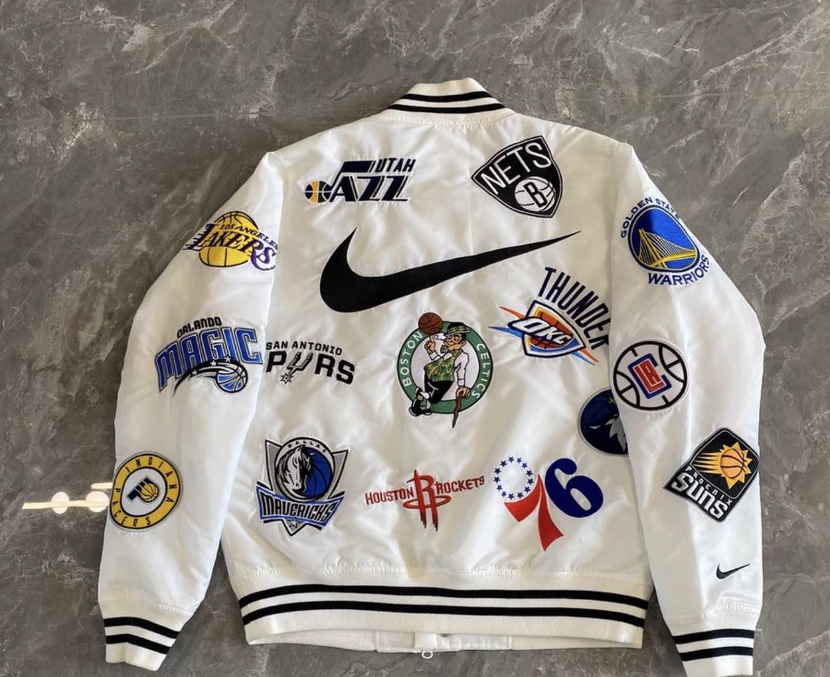 NBA Supreme nike nba teams warm-up Jacket bomber Jacket Size US S / EU 44-46 / 1 - 6 Thumbnail