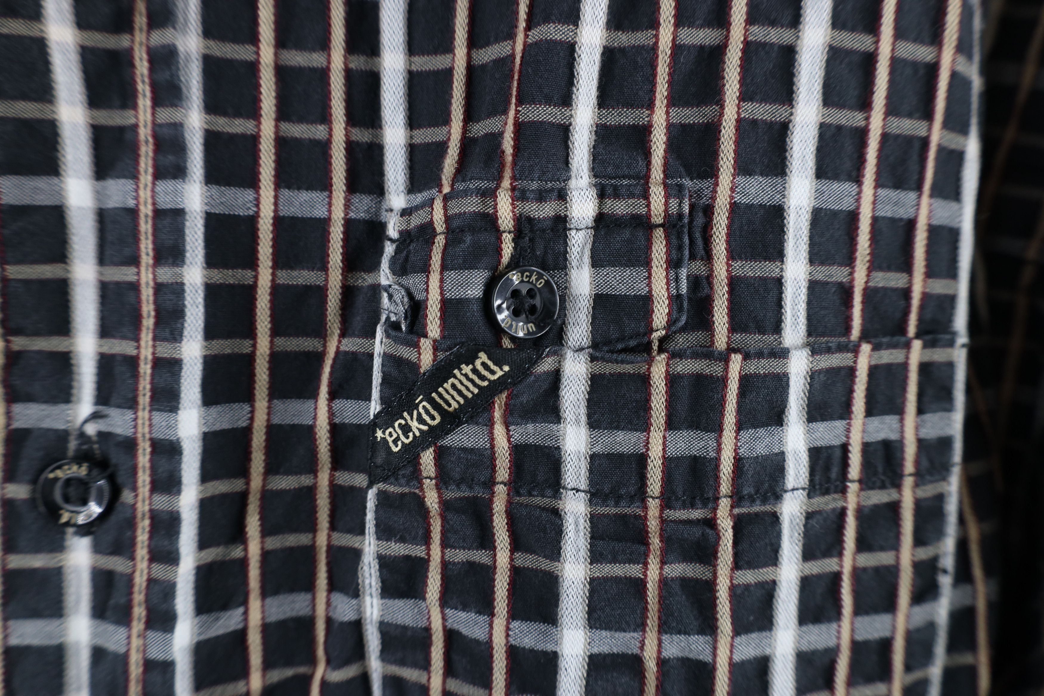Ecko Unltd. × Vintage Vintage Ecko Fit Short Sleeve Collared Button Shirt Plaid Size US XL / EU 56 / 4 - 4 Thumbnail