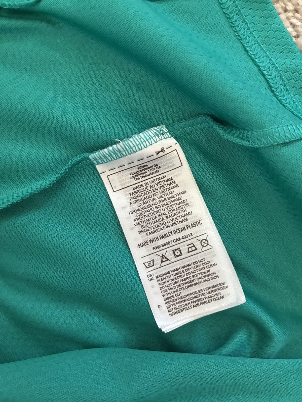 Adidas 2021/2022 Real Madrid Training Kit Size US M / EU 48-50 / 2 - 10 Thumbnail