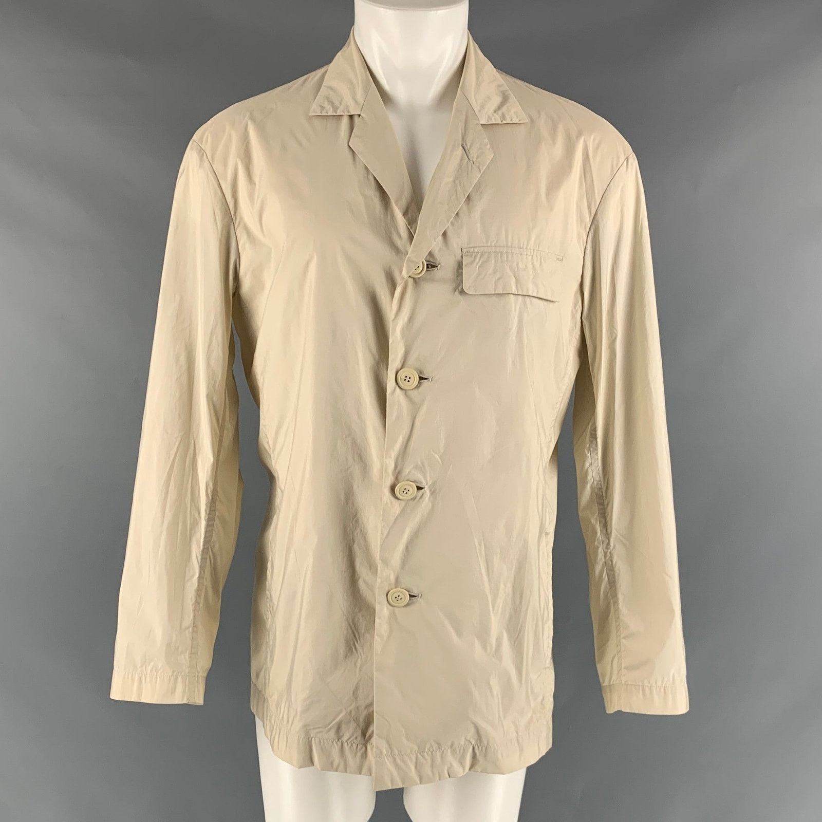 Issey Miyake ISSEY MIYAKE Size 40 Beige Solid Nylon Notch Lapel Jacket Size US XXS / EU 40 - 1 Thumbnail