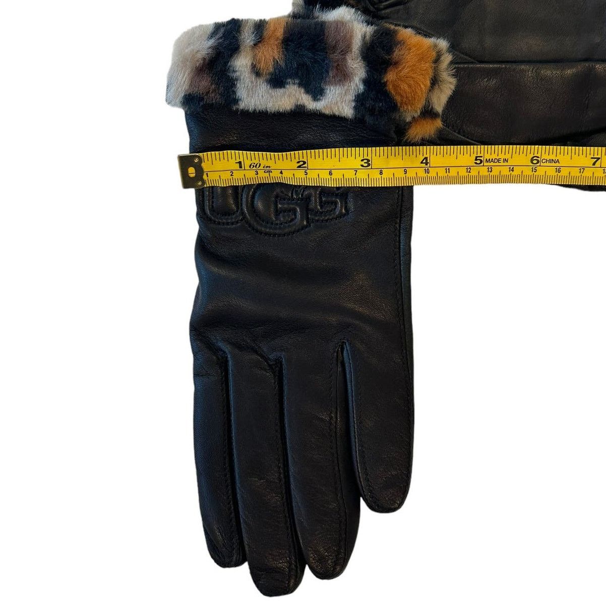Ugg UGG Logo Leather Faux Fur Cuff Gloves L (Runs small in size) Size ONE SIZE - 10 Thumbnail