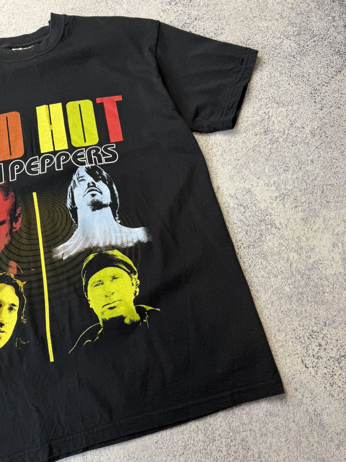Band Tees 2004 Vintage Red Hot Chili Peppers Summer Tour Band Tee Size US M / EU 48-50 / 2 - 10 Thumbnail