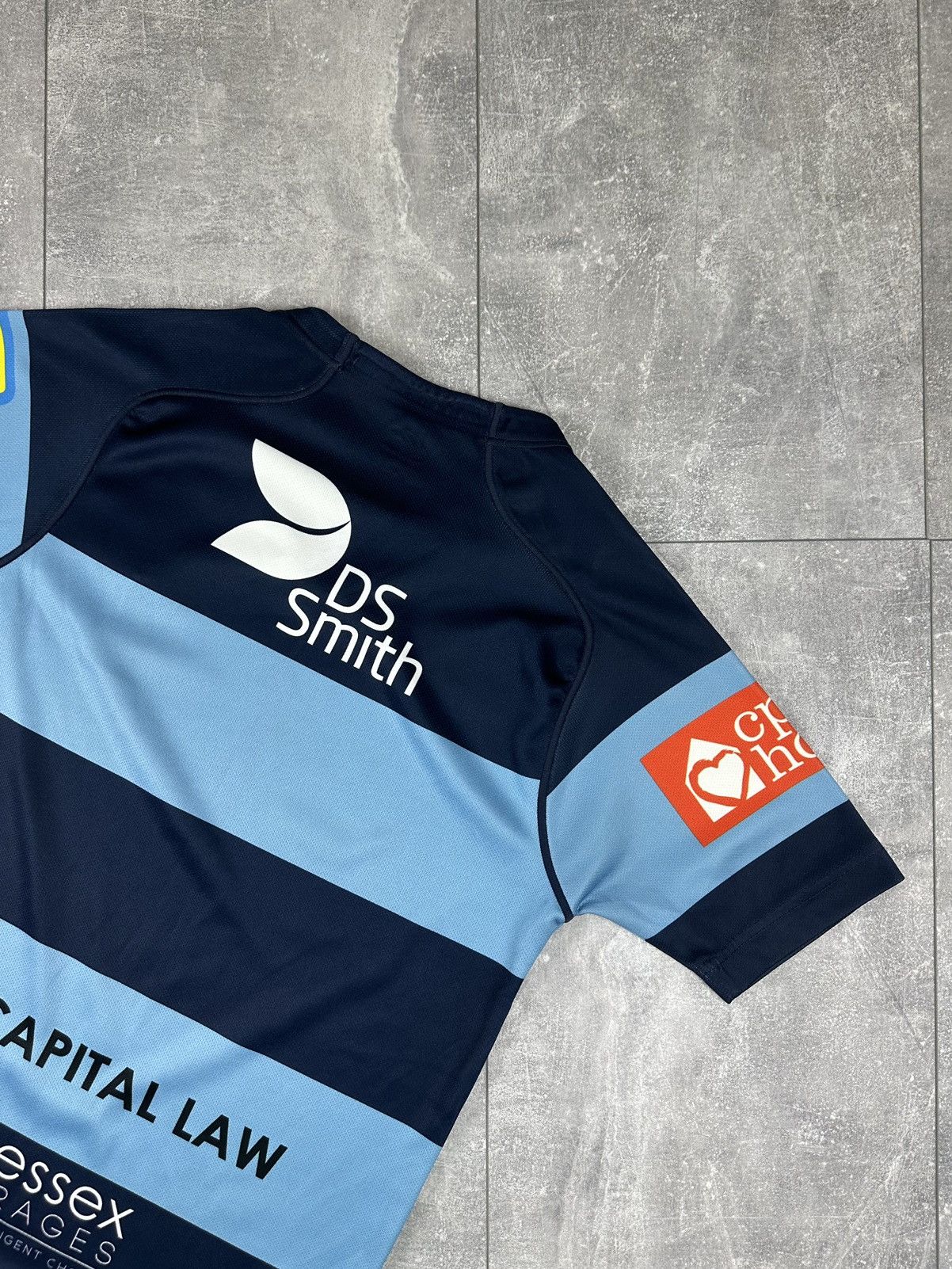 Canterbury of New Zealand Canterbury Cardiff Blues 2015/16 Home Rugby Jersey Size US S / EU 44-46 / 1 - 15 Thumbnail