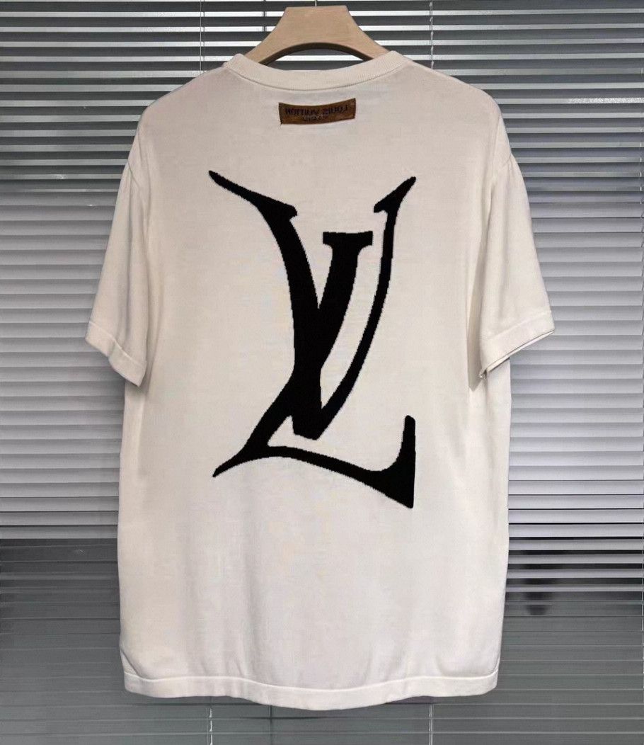 Louis Vuitton Louis Vuitton White knit monogrammed logo short sleeve Size US M / EU 48-50 / 2 - 1 Thumbnail