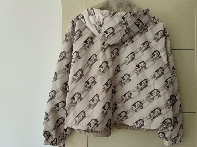 Fendi Fendi Both sides can be worn. Size US XS / EU 42 / 0 - 2 Thumbnail
