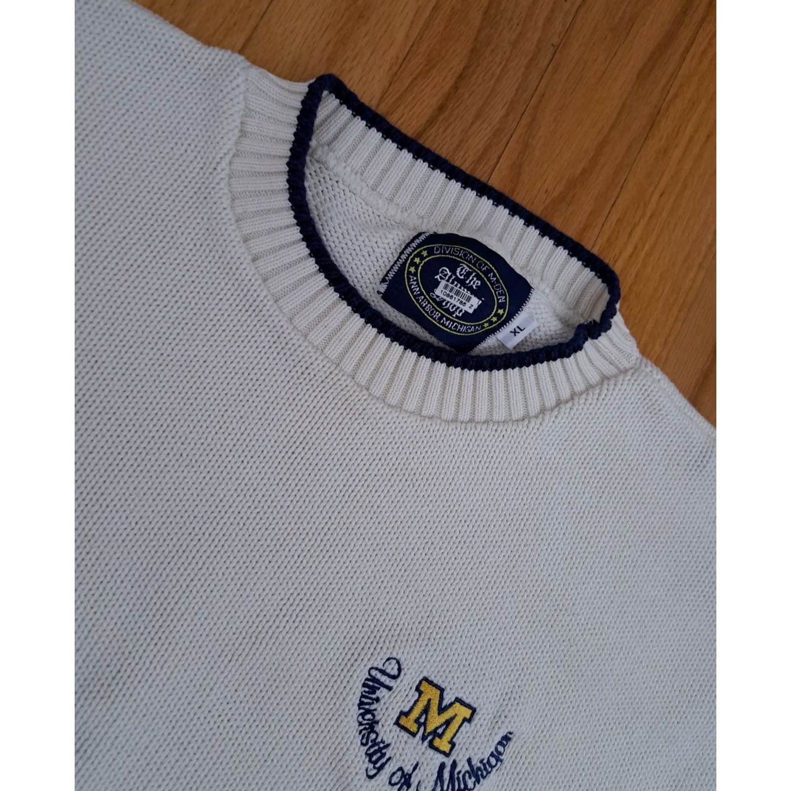 Vintage VINTAGE University of Michigan Cable Knit Embroidered Sweater XL White Size US XL / EU 56 / 4 - 6 Thumbnail