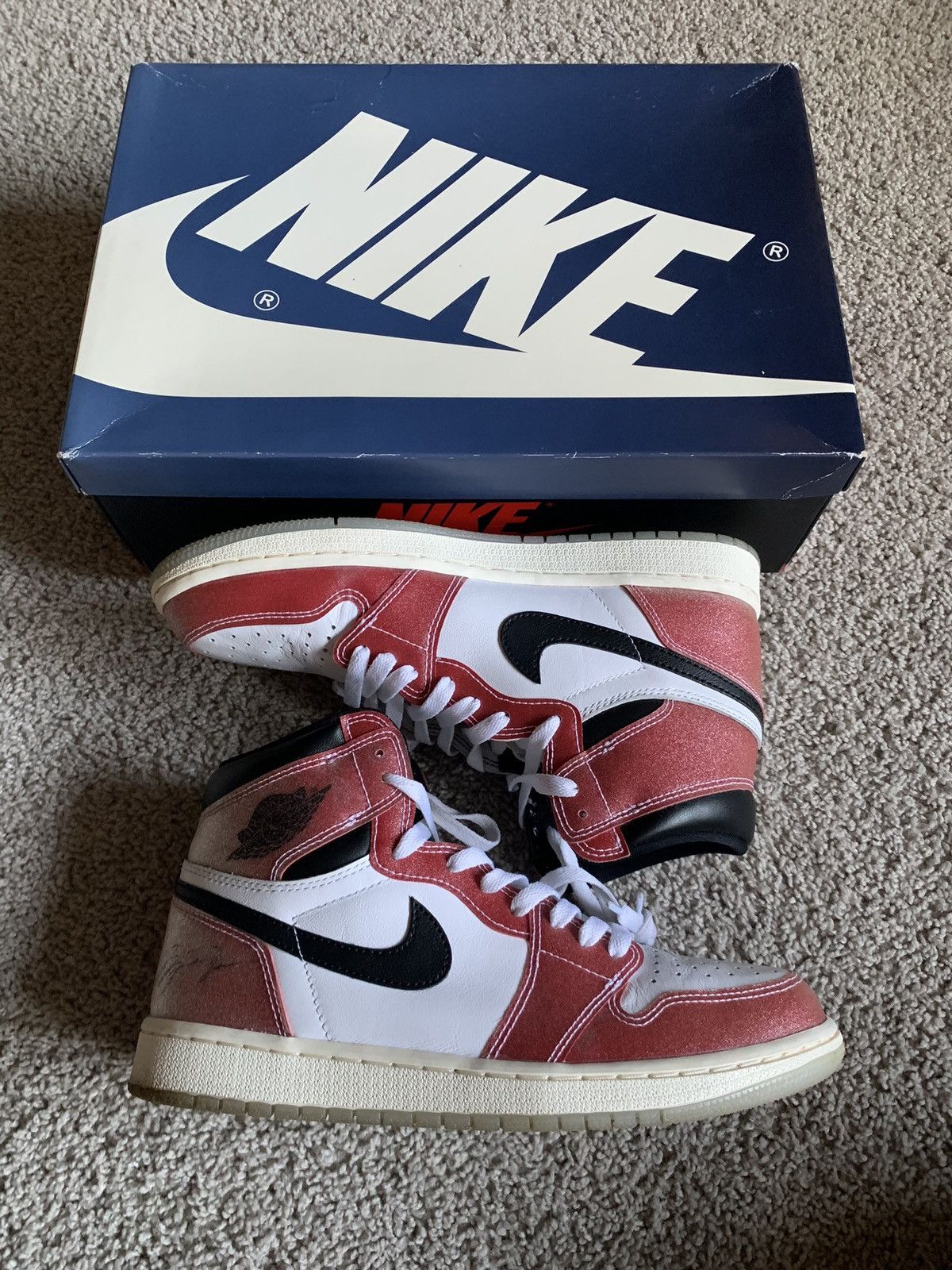 Pre-owned Jordan Nike Trophy Room X Air Jordan Retro 1 High Og ‘chicago' Size 9 Shoes In Red/white