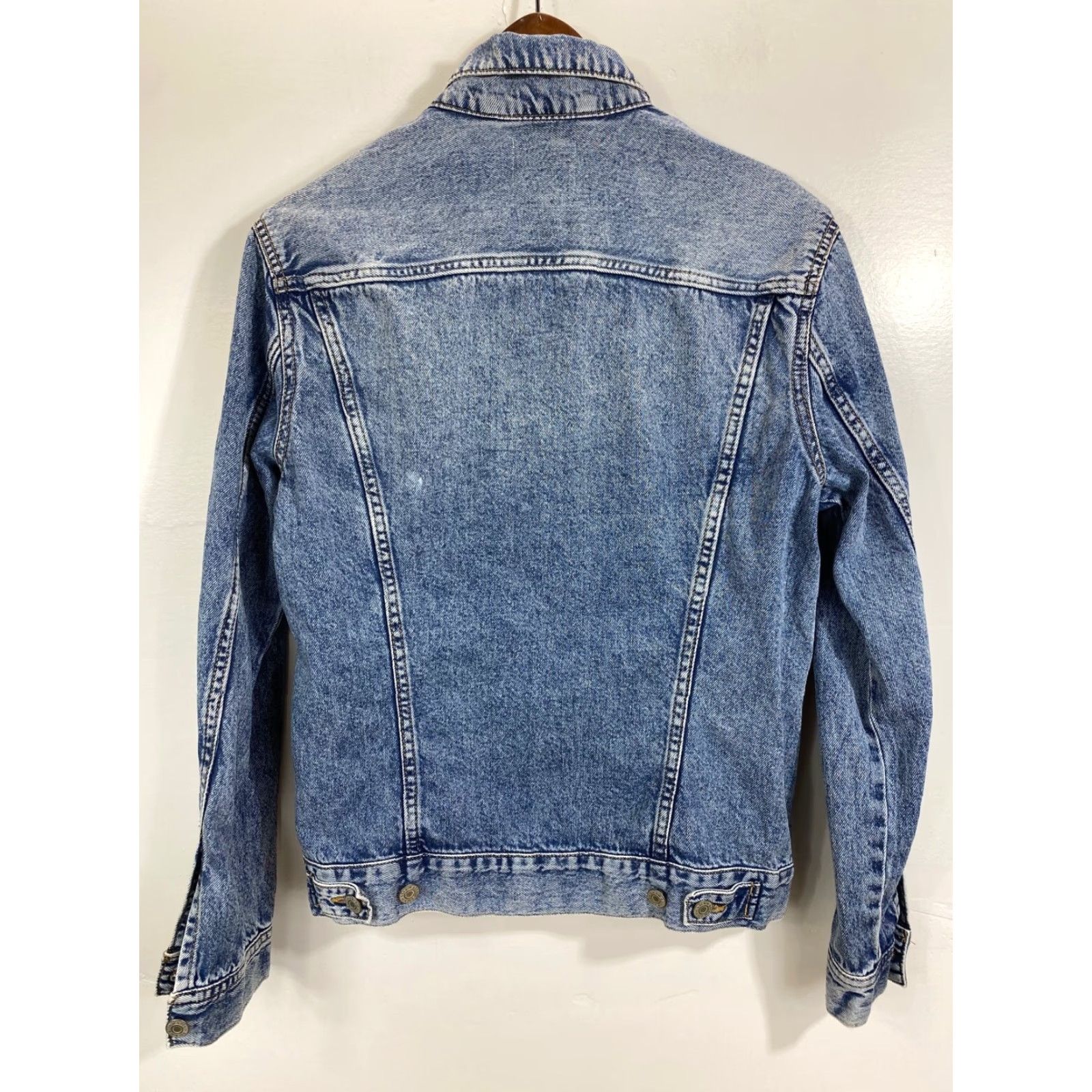 H&M H&M Denim Jacket Womens XS Long Sleeve Medium Wash Blue #1235 Size XS / US 0-2 / IT 36-38 - 2 Thumbnail
