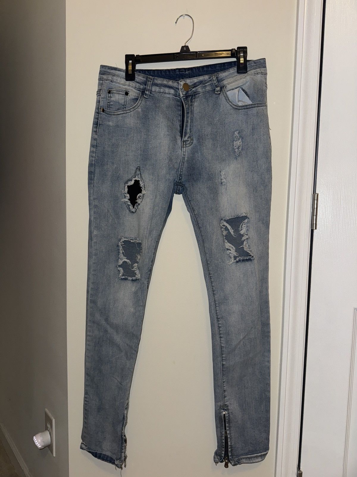 Other Blue Distressed Jeans Sz 34 Size US 34 / EU 50 - 1 Thumbnail