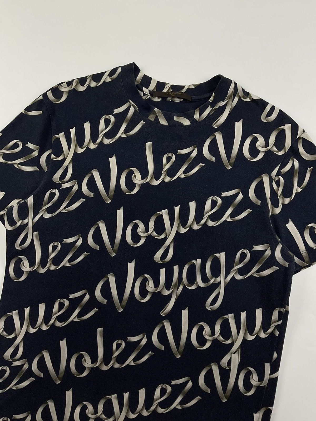 Louis Vuitton Louis Vuitton F/W'16 Voyagez Tee Size US M / EU 48-50 / 2 - 3 Thumbnail