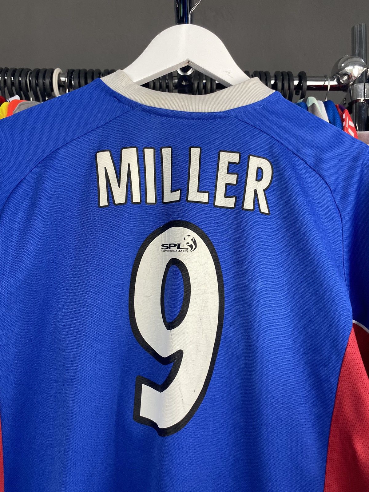 Nike 2001/02 NIKE RANGERS #9 MILLER SOCCER FOOTBALL JERSEY SHIRT Size US L / EU 52-54 / 3 - 13 Thumbnail