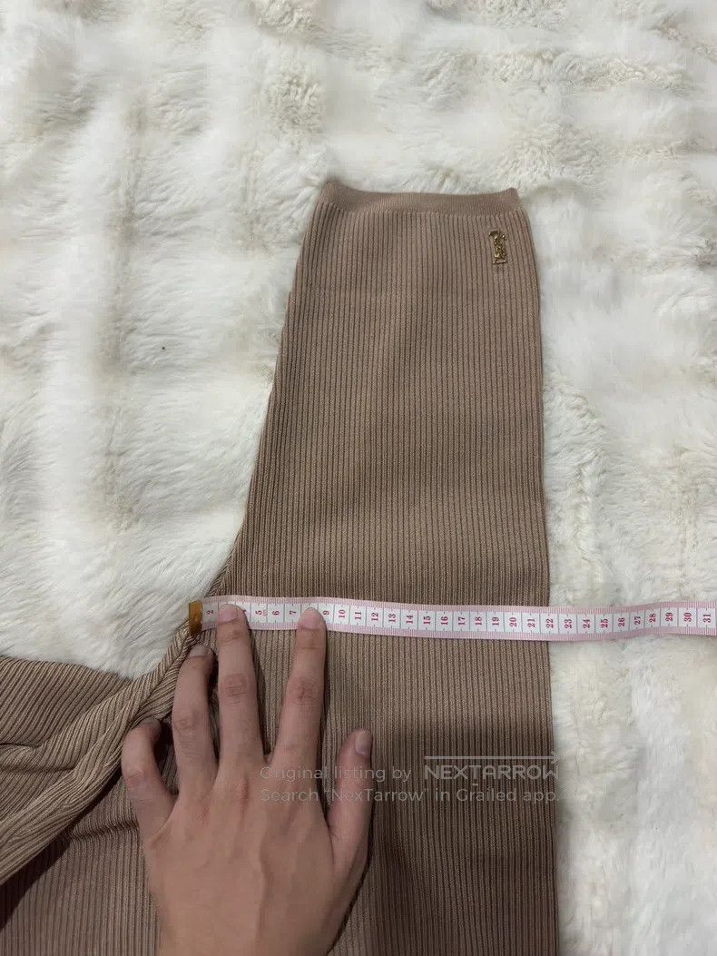 Saint Laurent Paris Saint Laurent Paris size M Women's Golden Logo Knit Bicycl Size US 27 - 7 Thumbnail