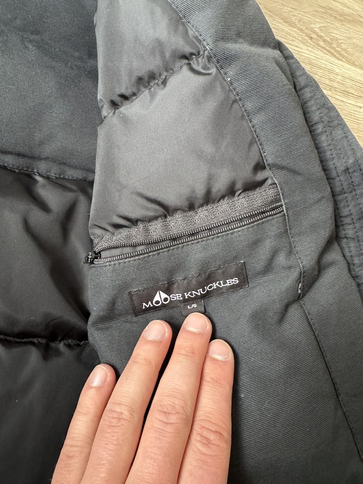 Moose Knuckles Moose Knuckles Black Debbie Bomber Jacket Women’s Size L / US 10 / IT 46 - 9 Thumbnail