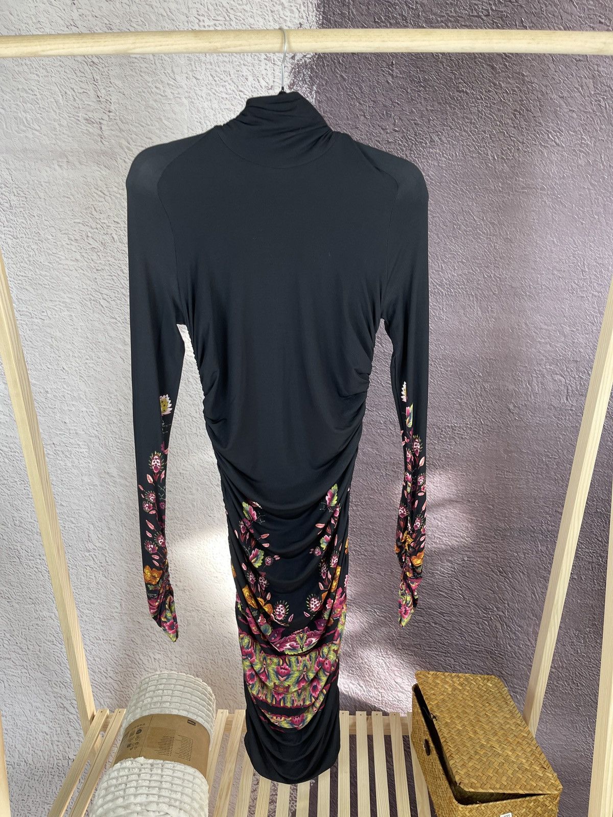 Roberto Cavalli Roberto Cavalli slim deconstructed fitting flower dress Size S / US 4 / IT 40 - 2 Thumbnail