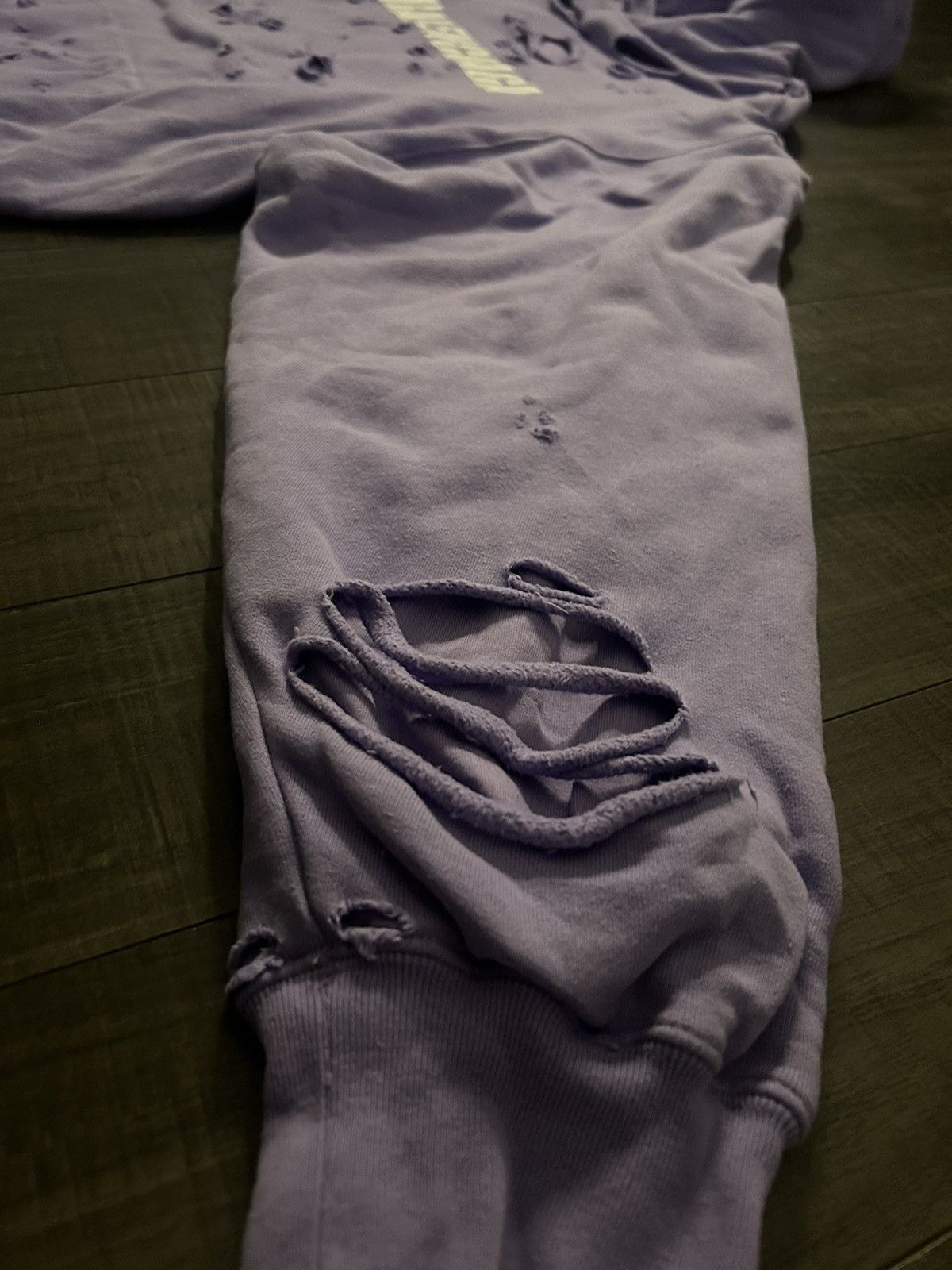 Balenciaga Balenciaga Distressed Hoodie Size US XS / EU 42 / 0 - 5 Thumbnail