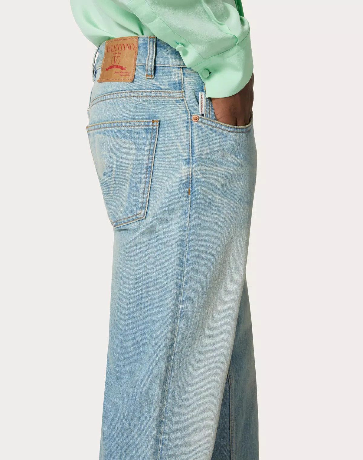 Valentino oc11z0625 Denim Trousers With Embossed in Denim Blue Size US 31 - 7 Thumbnail