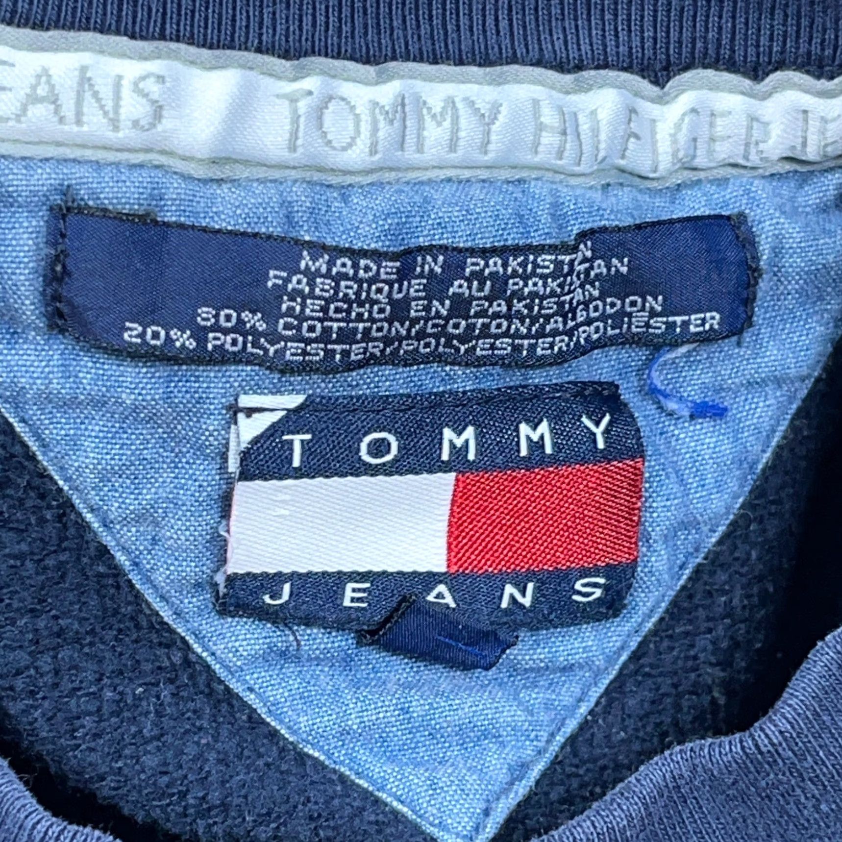 Tommy Hilfiger VINTAGE Tommy Hilfiger Sweatshirt Men Large Navy Blue Crewneck 90s Logo Embroidered Hits Size US L / EU 52-54 / 3 - 6 Thumbnail