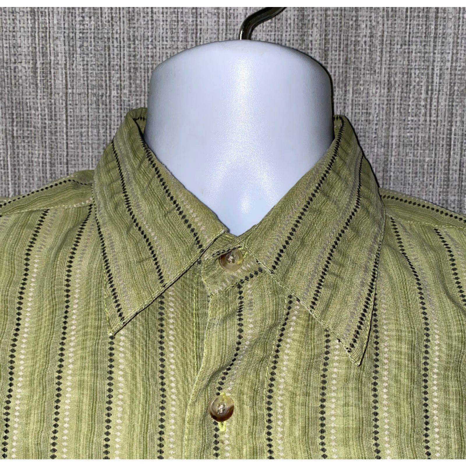 Vintage Kuhl Mens Green Short Sleeve Button Front Shirt Size M Size US M / EU 48-50 / 2 - 3 Thumbnail