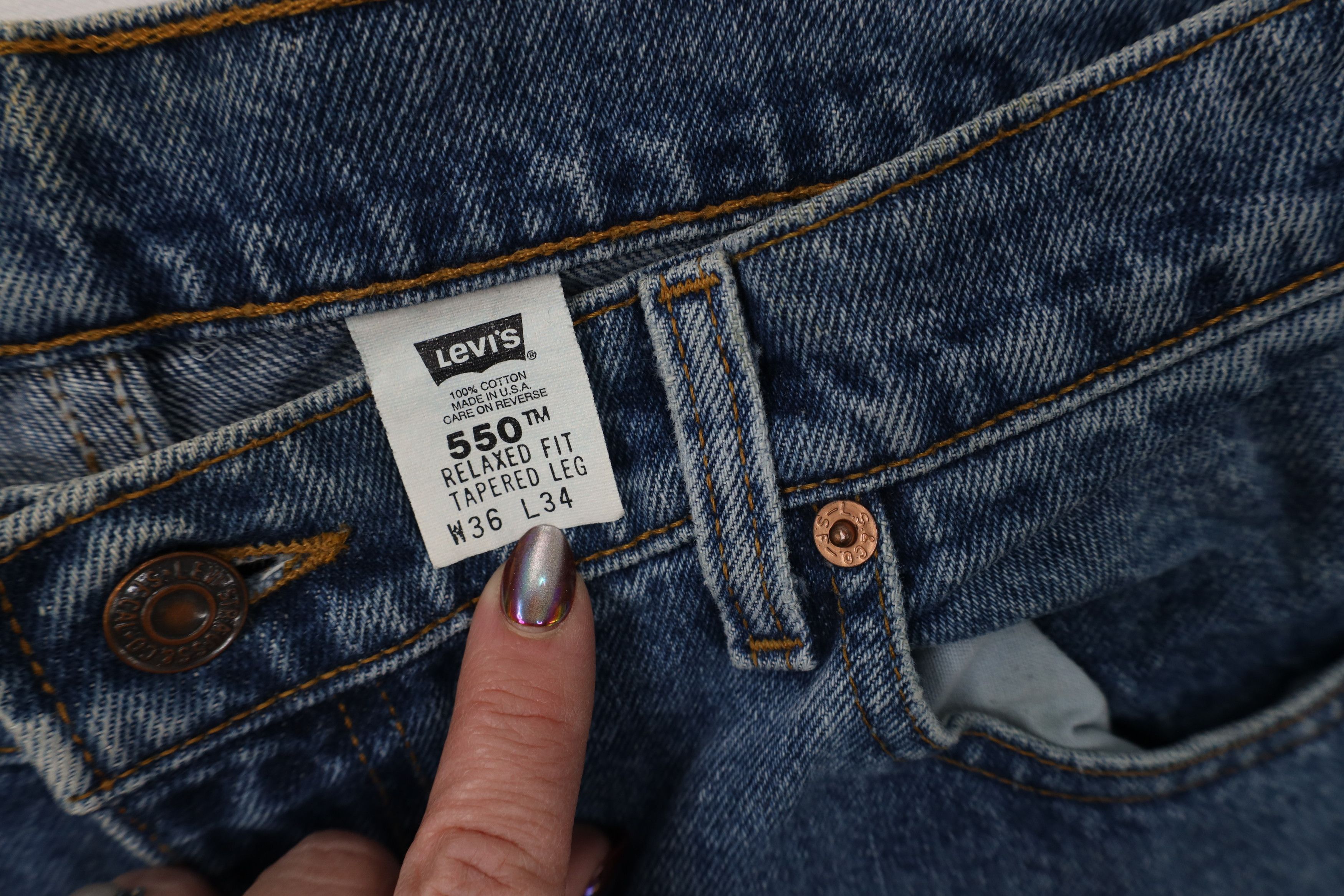 Levi's Vintage 90s Levis 550 Fit Tapered Leg Denim Jeans USA Size US 36 / EU 52 - 10 Thumbnail