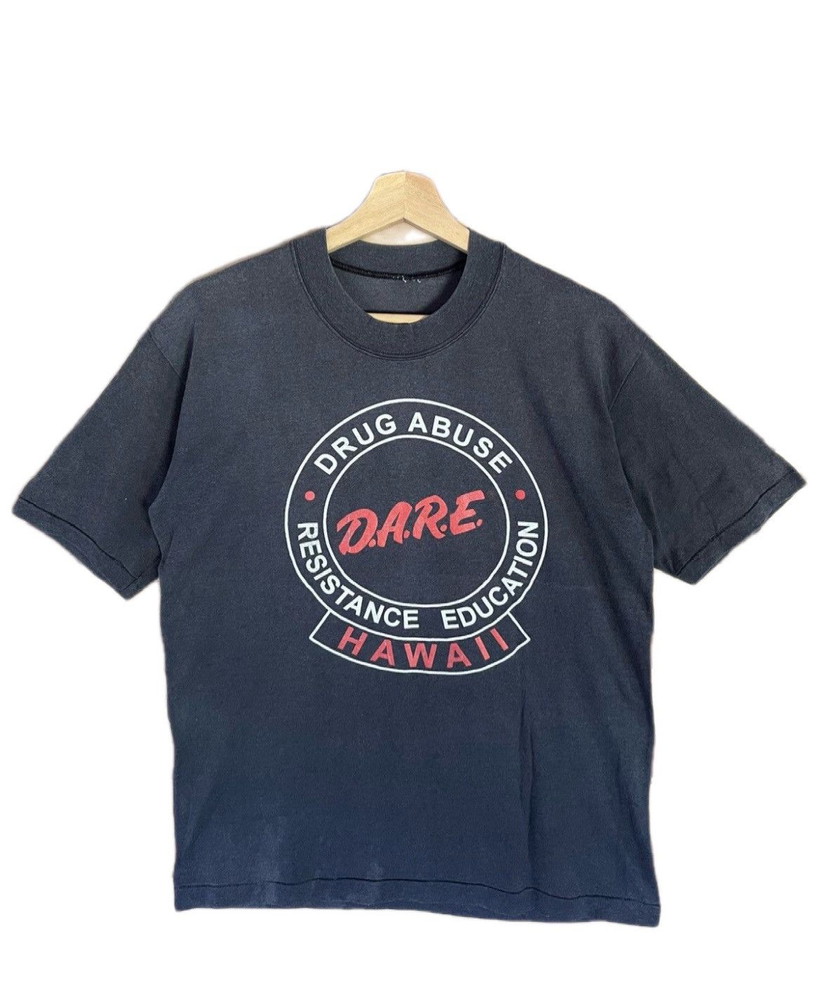 Vintage Vintage 90s D.A.R.E HAWAII Size US M / EU 48-50 / 2 - 1 Thumbnail