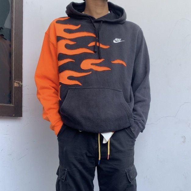 Nike crazy✨ Nike flame reworked hand Hoodie Size US XL / EU 56 / 4 - 5 Thumbnail