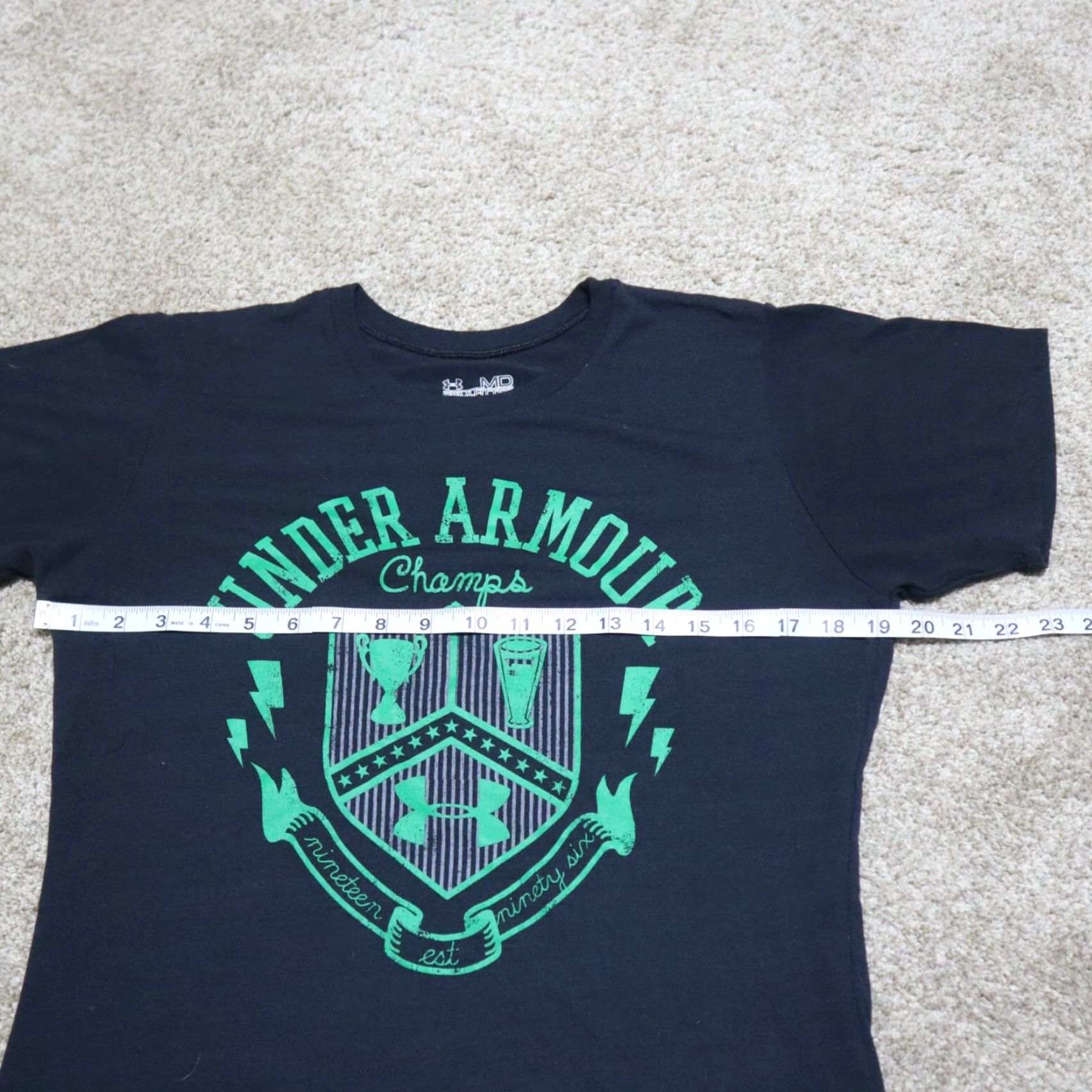 Under Armour Under Armour Heat Gear Shirt Woman's Size M Medium Black Semi Fitted Crew Neck Size M / US 6-8 / IT 42-44 - 3 Thumbnail