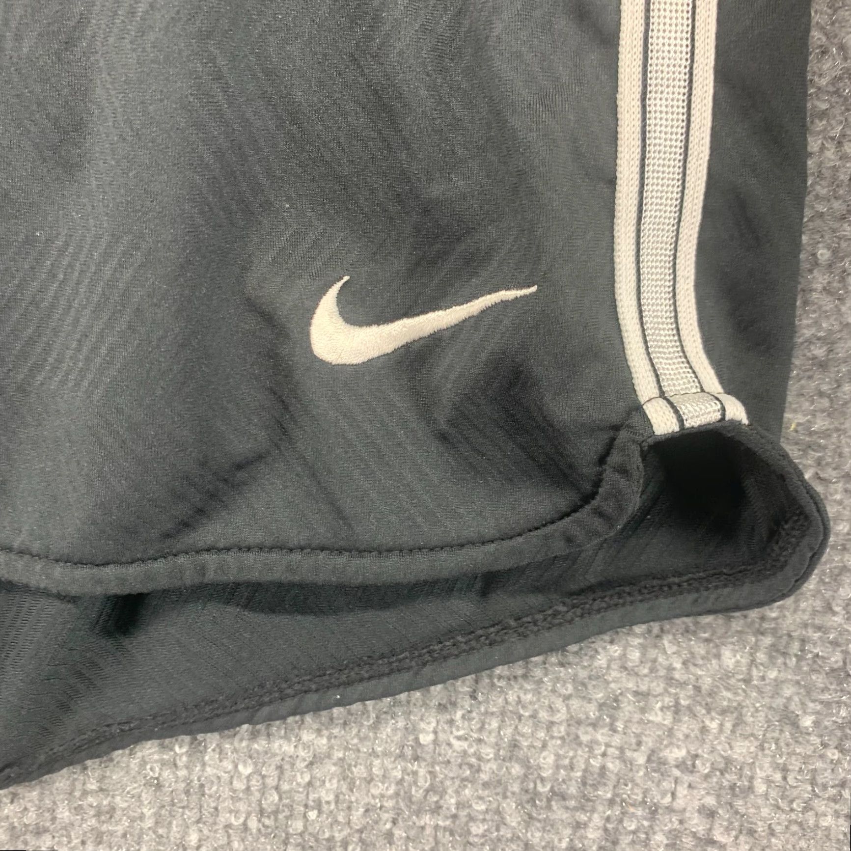 Nike Nike Shorts Women Medium Black DriFit Stretch Active Running Workout Training 32 Size 32" / US 10 / IT 46 - 5 Thumbnail