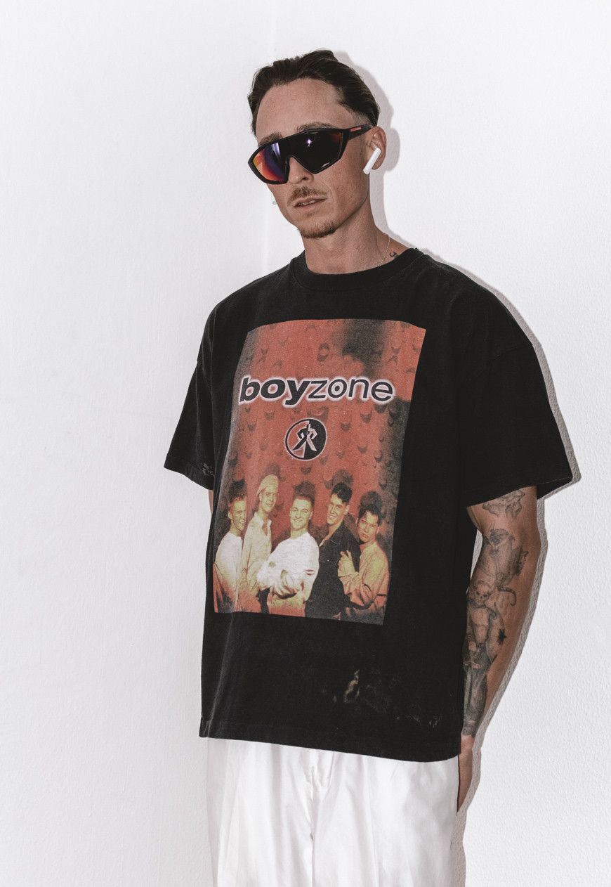 Other Faded Vintage Y2k Boyzone Graphic T Shirt XL Size US XL / EU 56 / 4 - 3 Thumbnail
