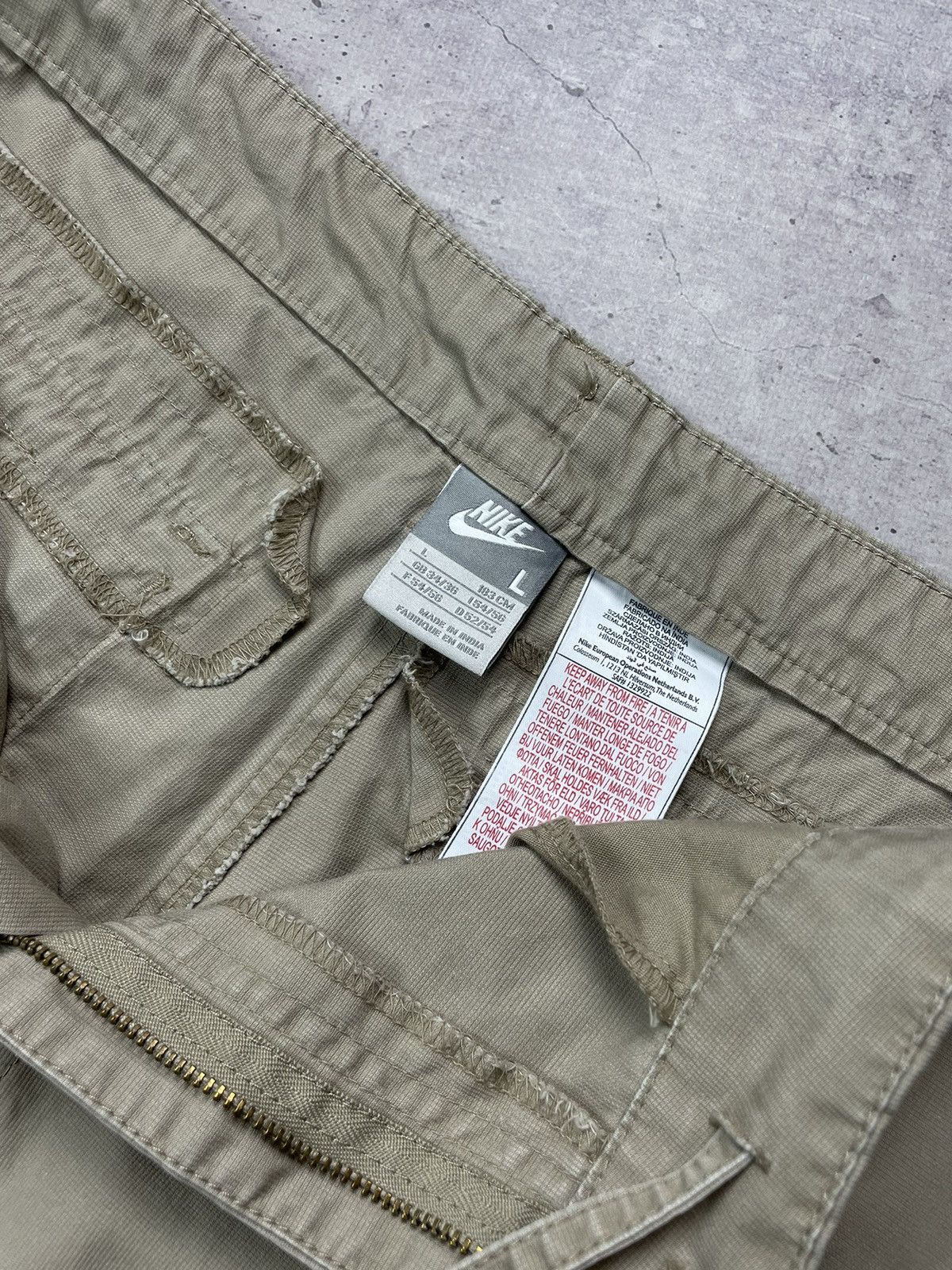 Nike × Vintage Vintage Nike Cargo Shorts Size US 34 / EU 50 - 7 Thumbnail