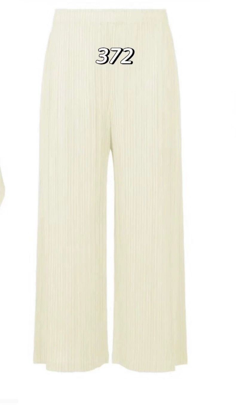 Issey Miyake Issey Miyake Off-white wide-leg pants Size 25" / US 0 / IT 36 - 1 Thumbnail