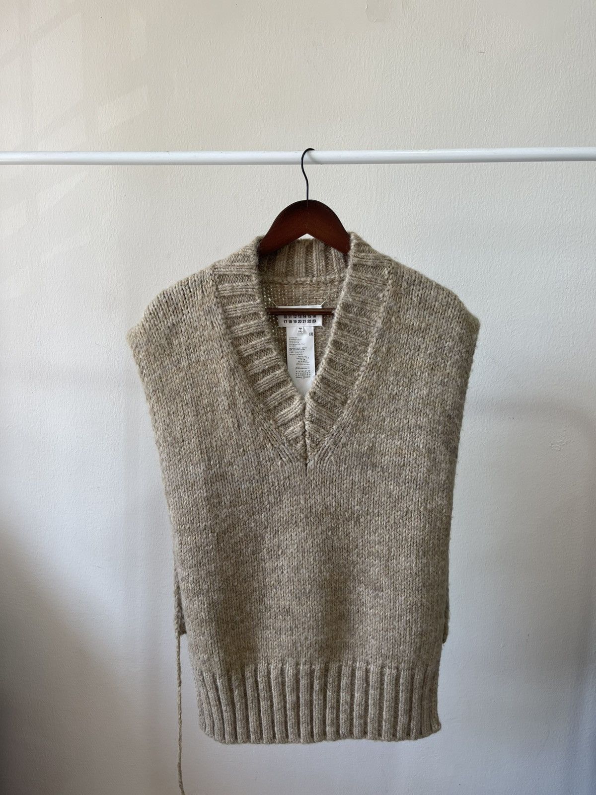 Maison Margiela 2021 Maison Margiela (4) Alpaca Vest Size S / US 4 / IT 40 - 4 Thumbnail