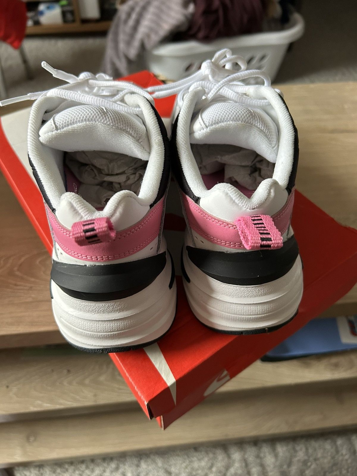 Nike Womens Nike M2k Tekno Running Shoes White Black China Rose Size US 6 / IT 36 - 4 Thumbnail