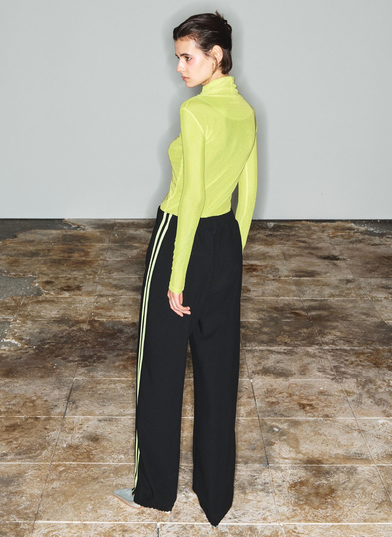 OPEN YY USD200 OPEN YY GREEN DRAWSTRING TURTLENECK TOP/BLOUSE Size S / US 4 / IT 40 - 10 Thumbnail