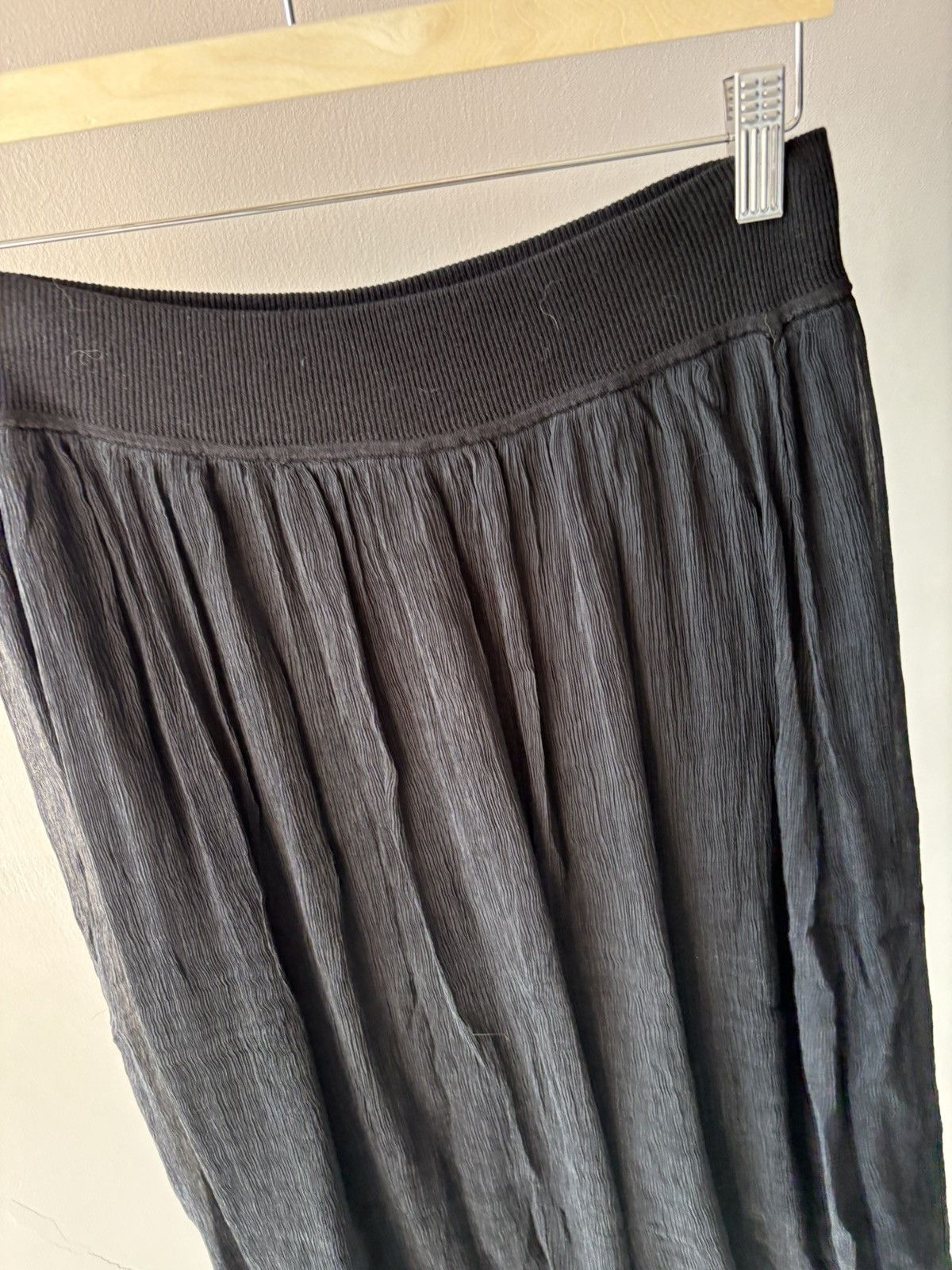 Escada Escada silk skirt Size 26" / US 2 / IT 38 - 18 Thumbnail