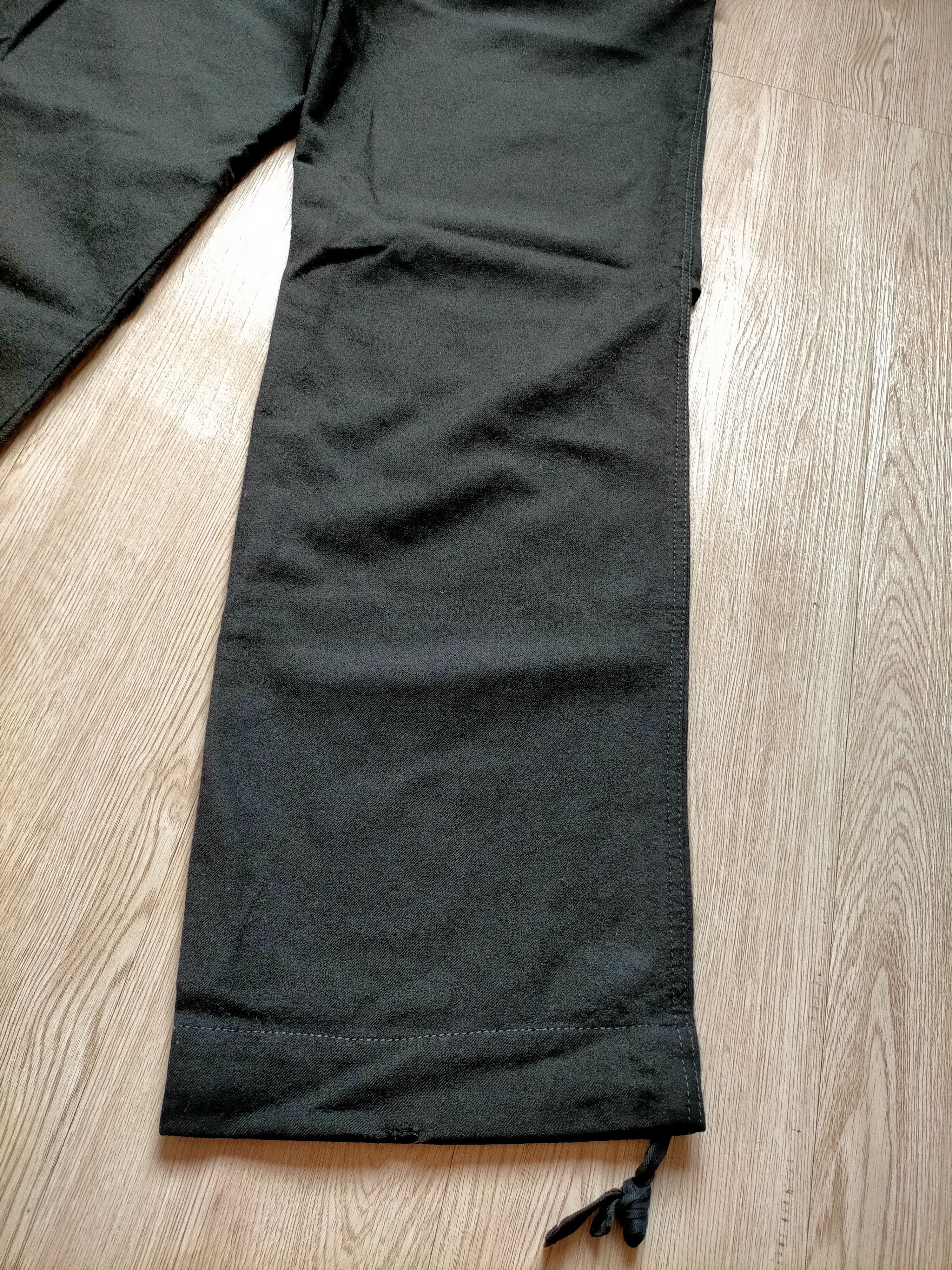 Yohji Yamamoto Y'S Yohji Yamamoto Rayon Wool Trouser Black Pants Size US 32 / EU 48 - 21 Thumbnail