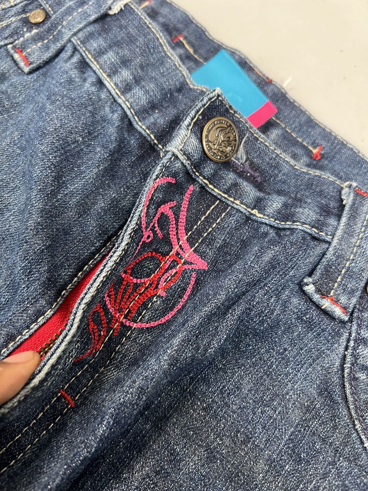 Southpole Vintage class player embroidered denim Size US 36 / EU 52 - 11 Thumbnail