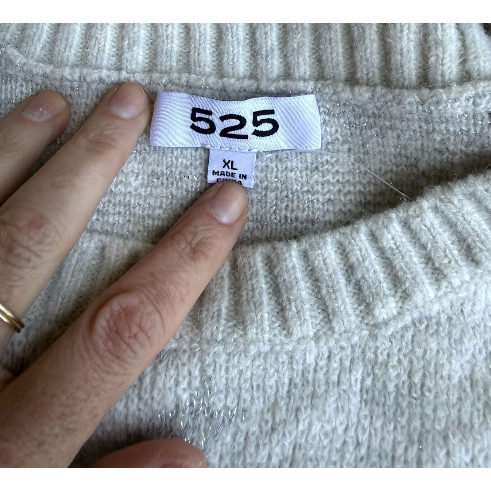 Vintage VINTAGE 525 America Gray Fuzzy Knit Crewneck Sweater Oversized XL Women Size XL / US 12-14 / IT 48-50 - 4 Thumbnail
