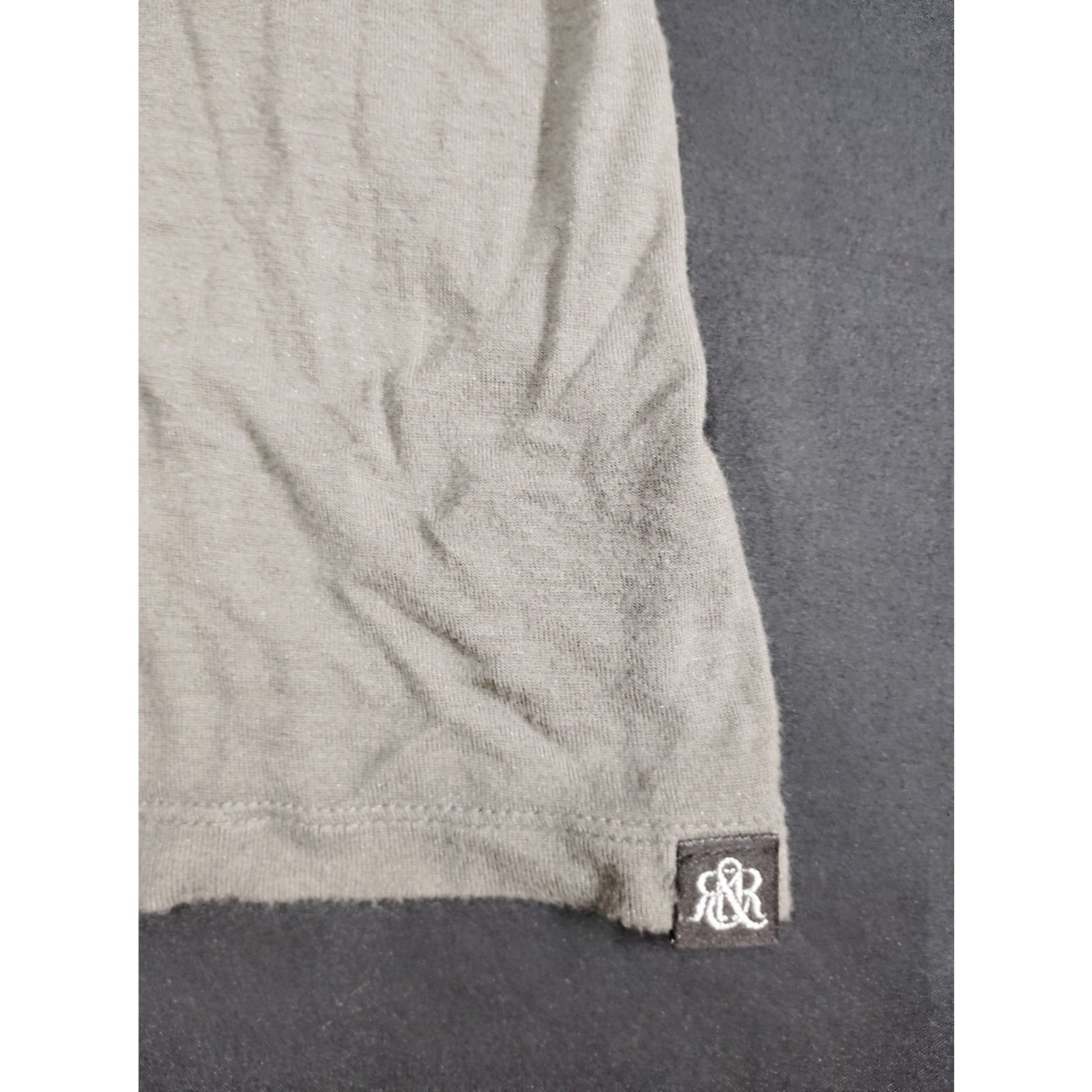 Rock & Republic Rock & Republic Glittery Olive Green Grey VNeck Short Sleeve Size XS / US 0-2 / IT 36-38 - 4 Thumbnail